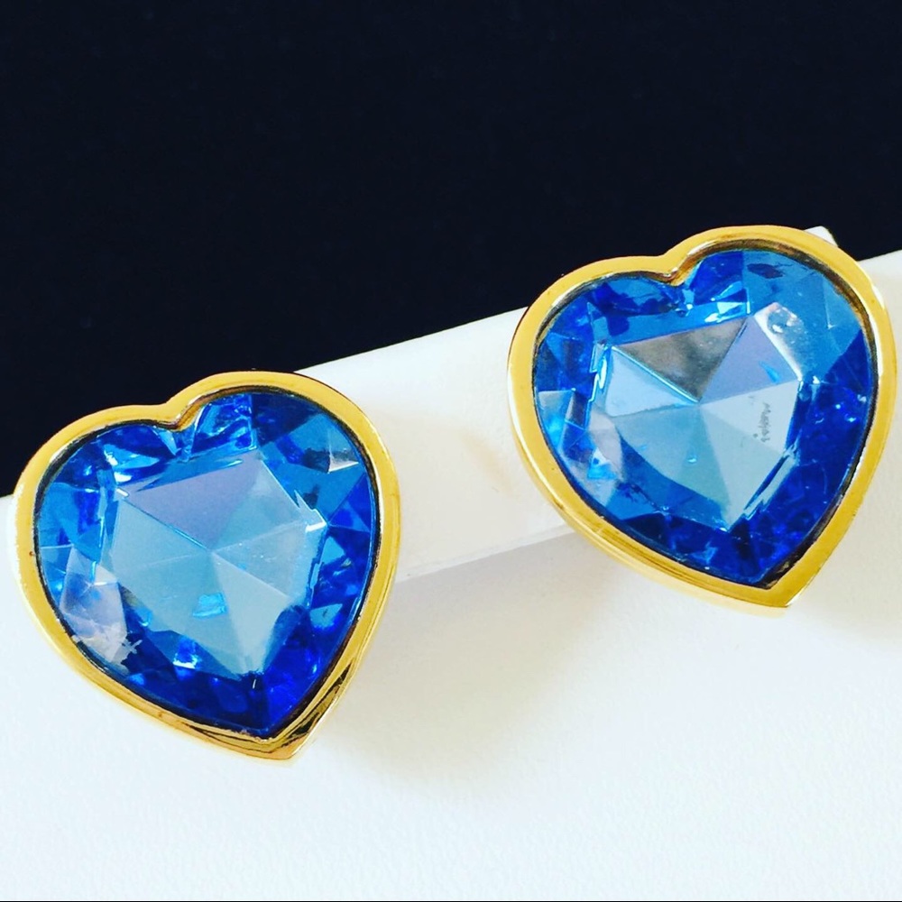 Vintage Signed Richelieu Heart Clip On Earrings - image 2